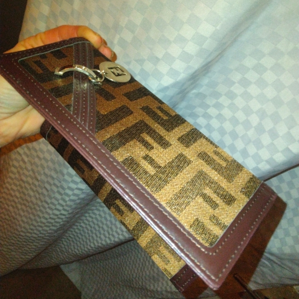 Vintage Made In Italy "Fendi" Brown Clutch Wallet